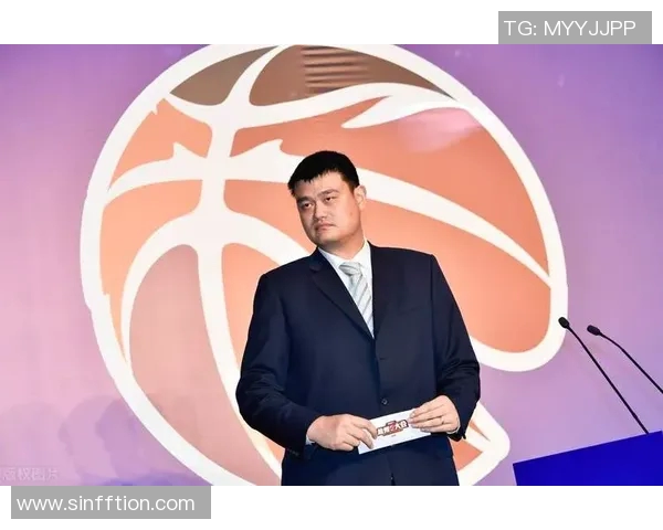 平视姚明：从篮球巨星到文化桥梁的成长之路与人生启示