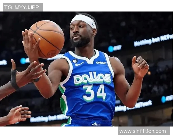 湖人宣布签约自由球员肯巴-沃克，球队再添一员大将助力总冠军夙愿实现